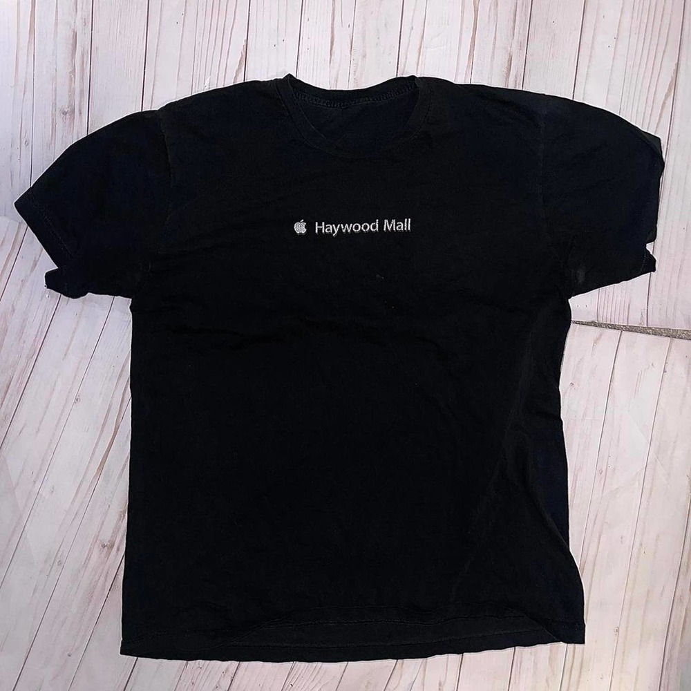 Vintage y2k apple haywood mall tee shirt
